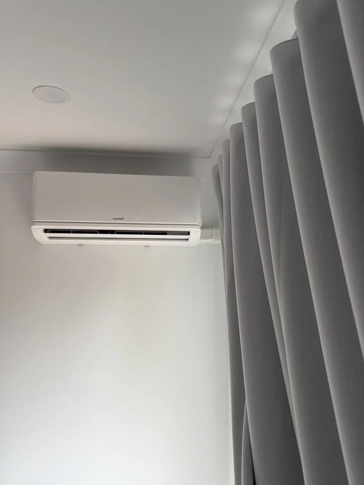 Aircon service and repairs by EAC Services Group